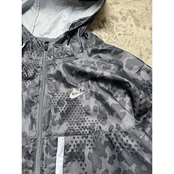 Nike Gray Camo Patterned Athletics West‎ 2011 Nylon Sample Windbreaker Men’s M - Picture 5 of 13